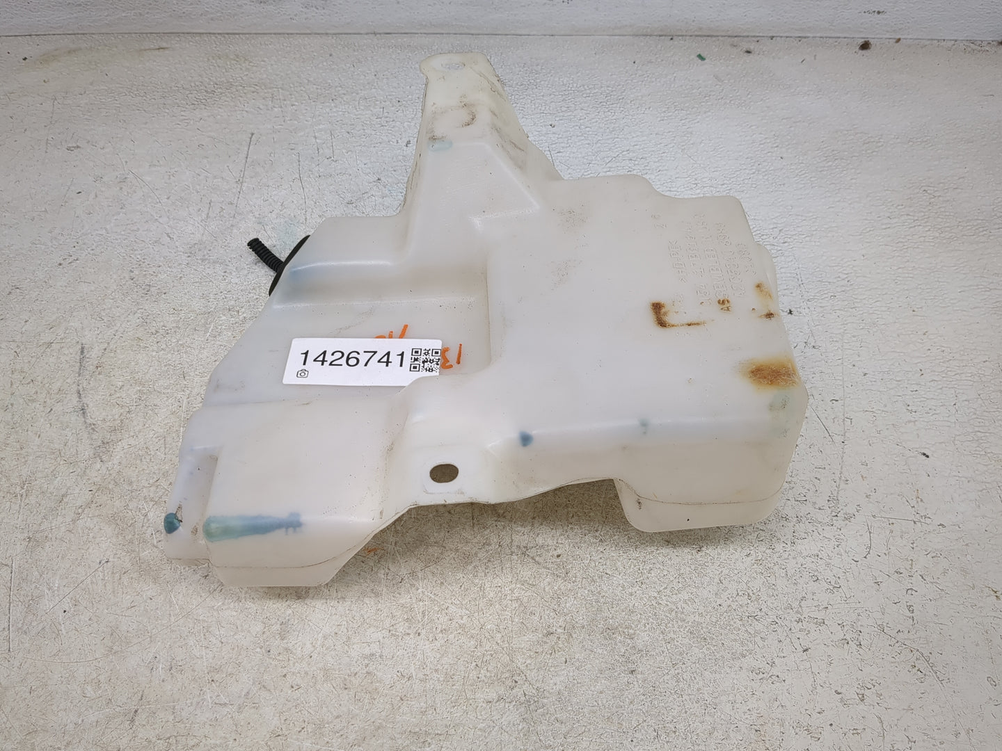 2013-2014 Ford Escape Windshield Washer Fluid Reservoir Bottle Oem - Oemusedautoparts1.com