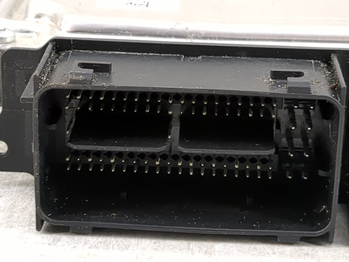 2013-2016 Ford Escape PCM Engine Control Computer ECU ECM PCU OEM P/N:FJ5A-12A650-EC 0 261 S12 447 Fits Fits 2013 2014 2015 