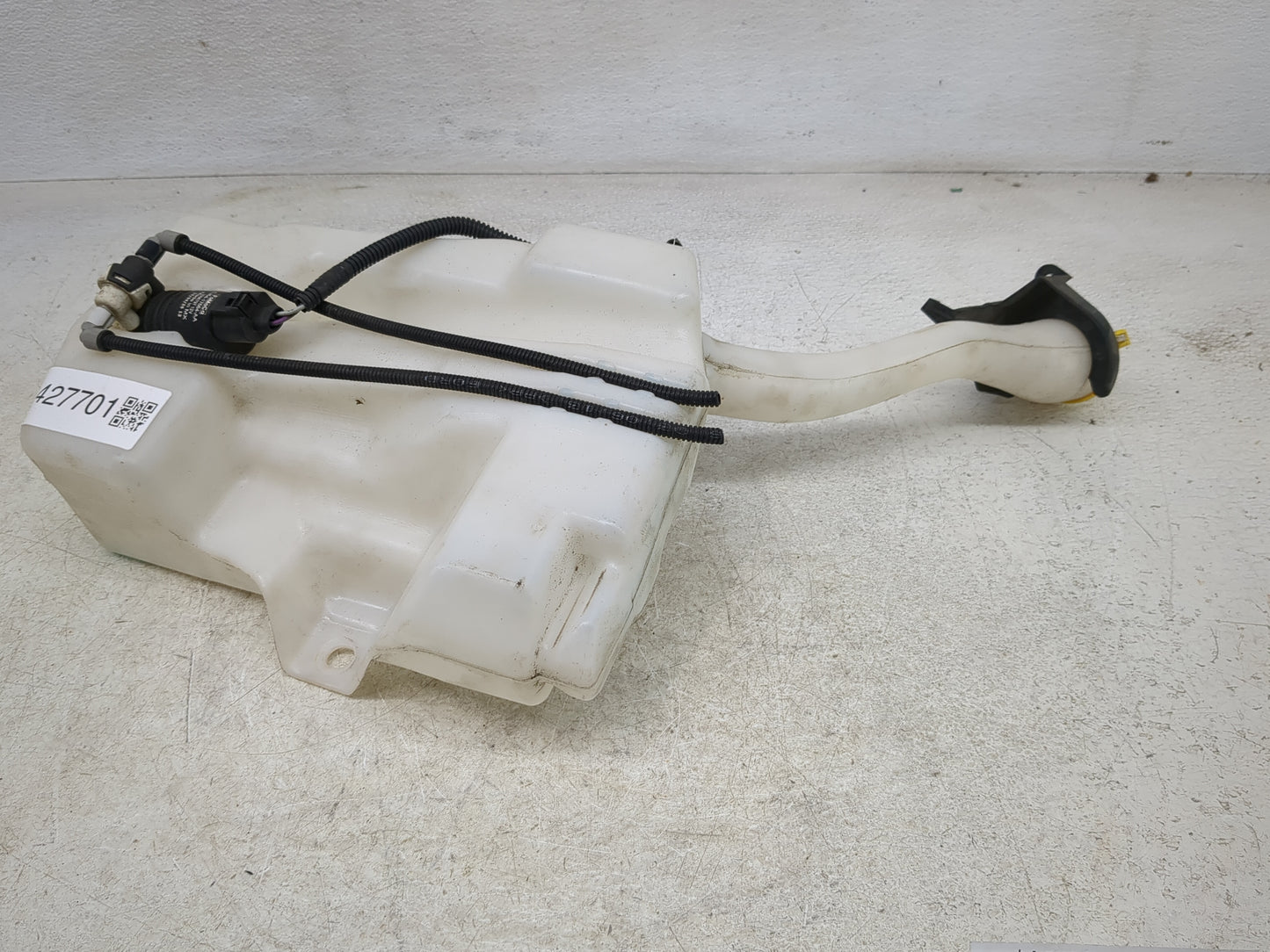 2013-2014 Ford Escape Windshield Washer Fluid Reservoir Bottle Oem - Oemusedautoparts1.com
