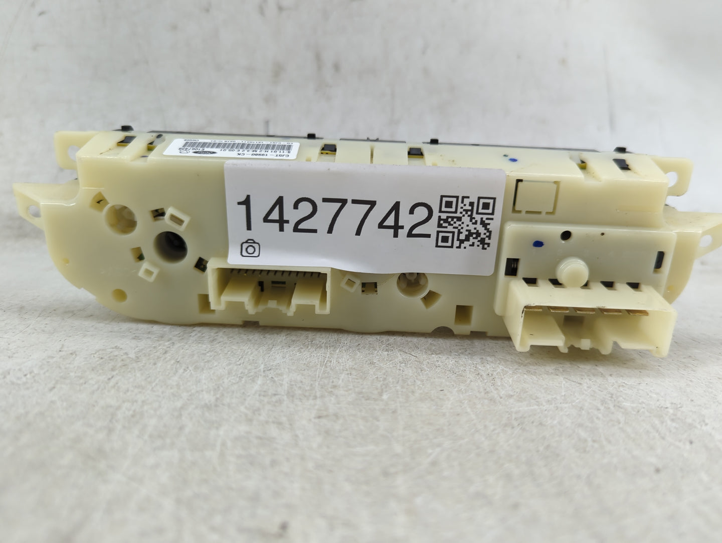 2013-2016 Ford Escape Climate Control Module Temperature AC/Heater Replacement P/N:CJ5T-19980-CK Fits Fits 2013 2014 2015 20