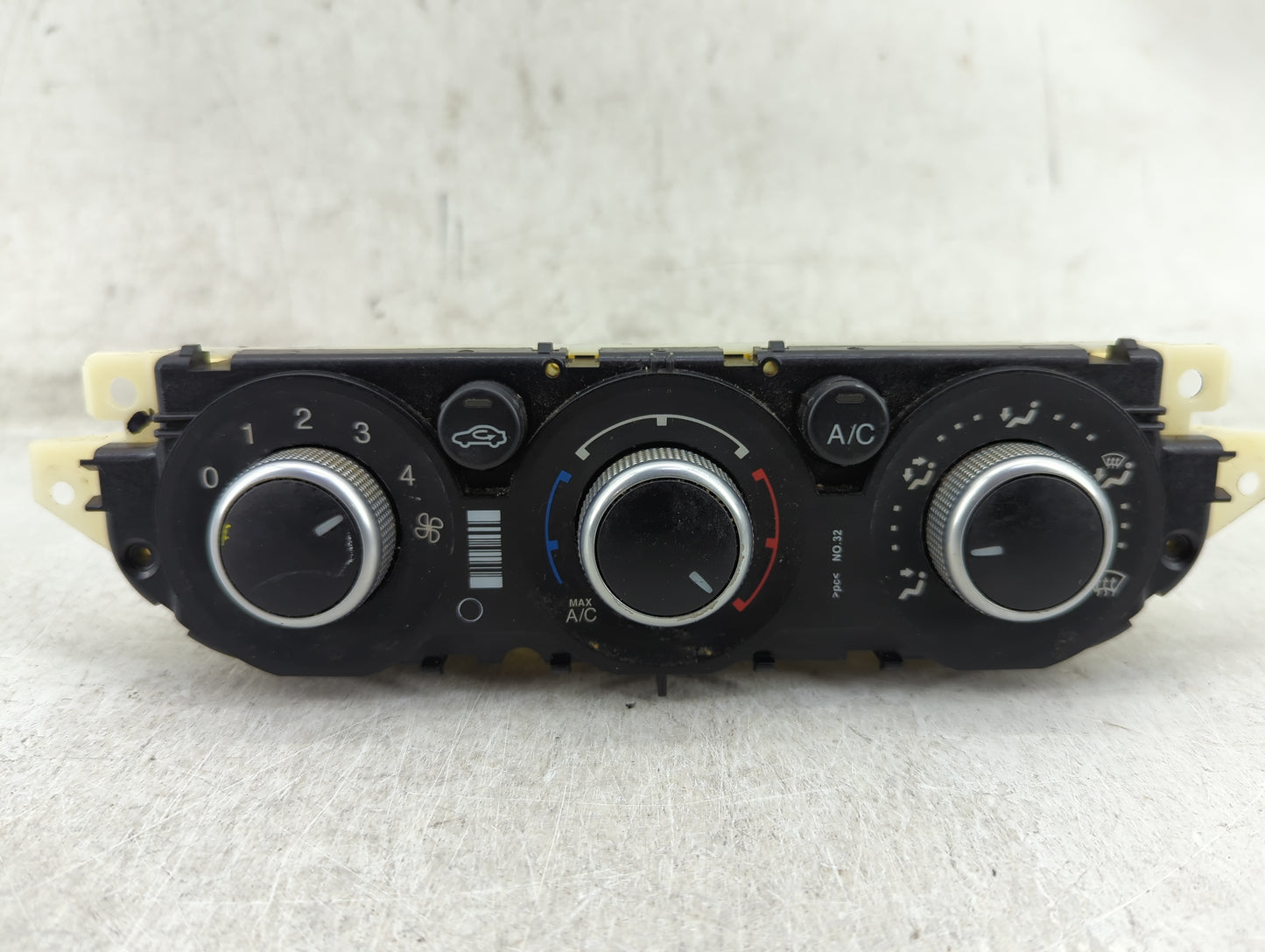 2013-2016 Ford Escape Climate Control Module Temperature AC/Heater Replacement P/N:E1067439 CJ5T-19980-CK Fits OEM Used Auto