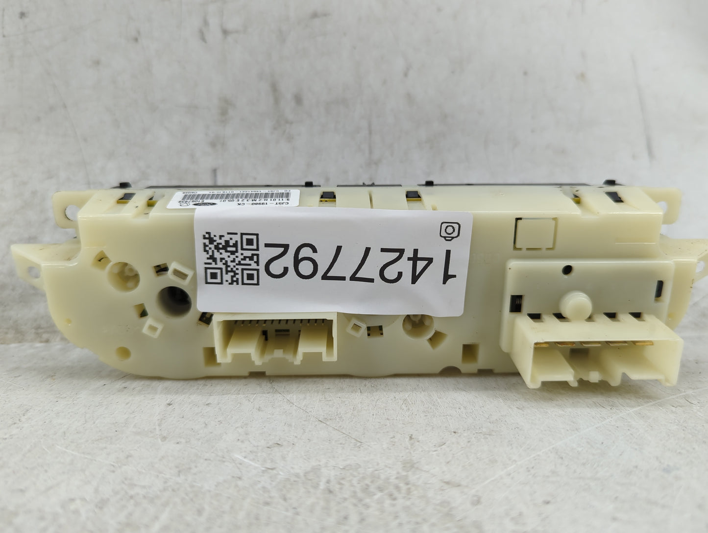 2013-2016 Ford Escape Climate Control Module Temperature AC/Heater Replacement P/N:CJ5T-19980-CK Fits Fits 2013 2014 2015 20