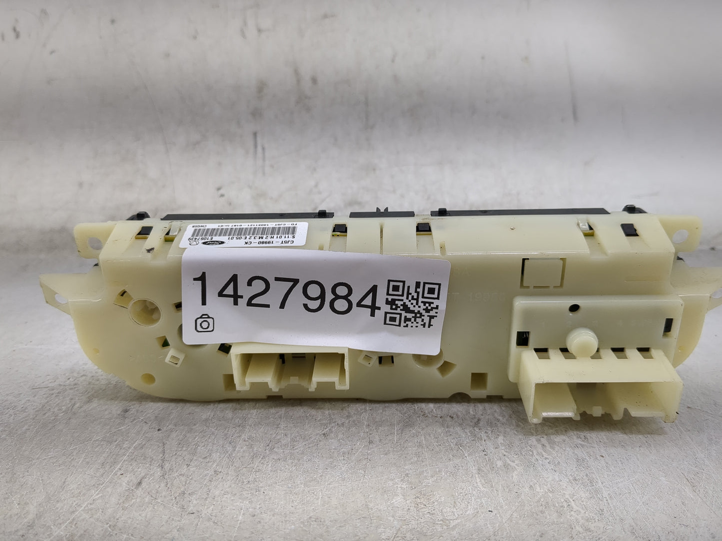 2013-2016 Ford Escape Climate Control Module Temperature AC/Heater Replacement P/N:CJ5T-19980-CK Fits Fits 2013 2014 2015 20