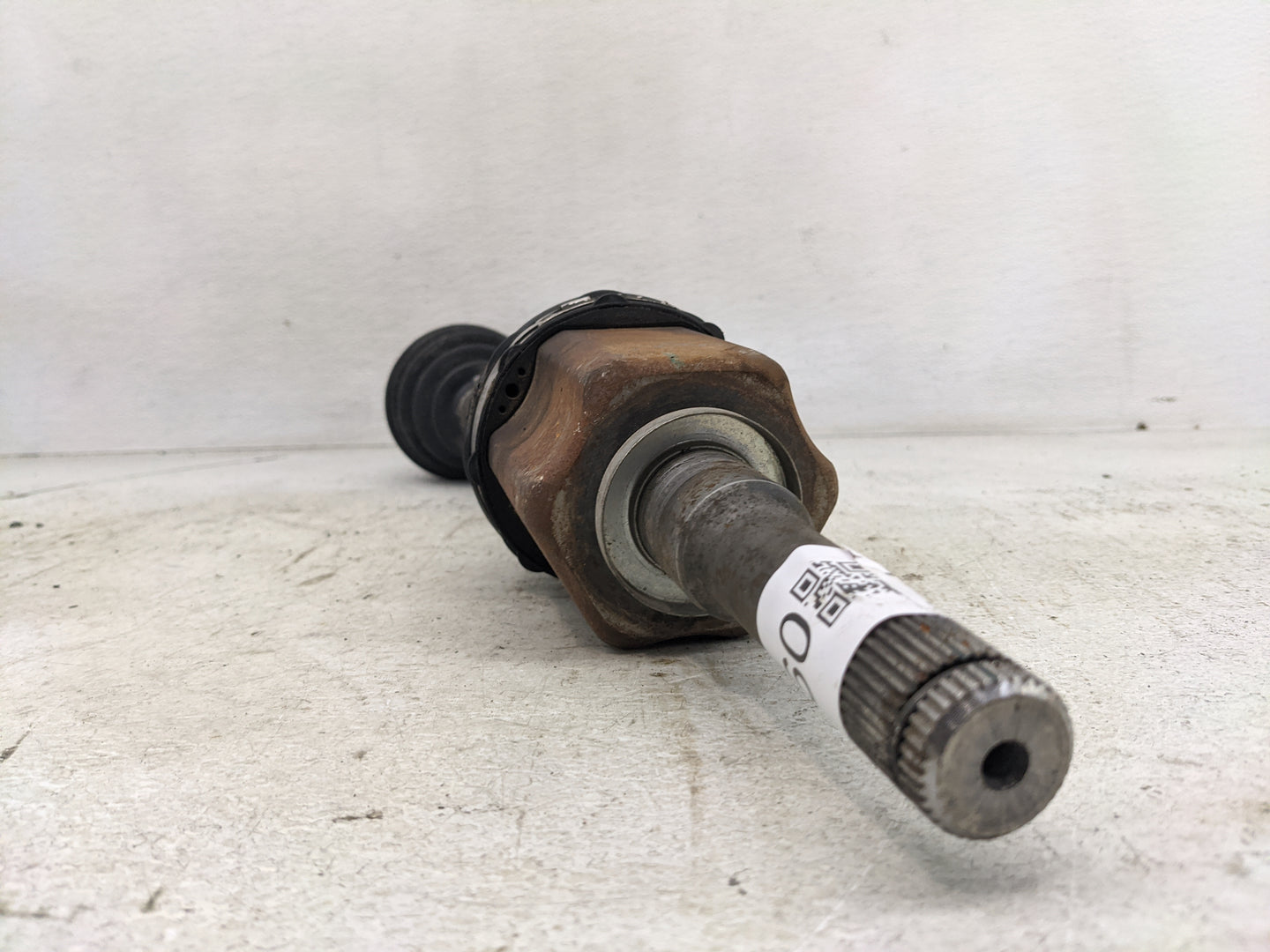 2013-2019 Ford Escape Axle Shaft Front Driver Cv C/v - Oemusedautoparts1.com