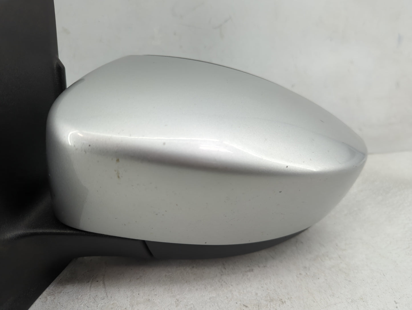 2013-2016 Ford Escape Driver Side View Mirror - Left Door Mirror OEM Used - Oemusedautoparts1.com