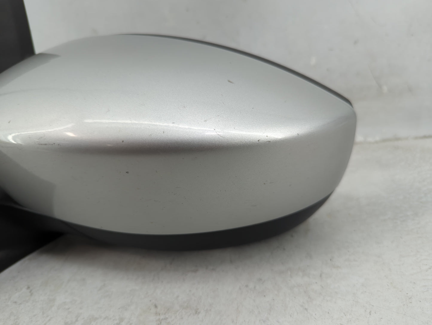 2013-2016 Ford Escape Driver Side View Mirror - Left Door Mirror OEM Used - Oemusedautoparts1.com
