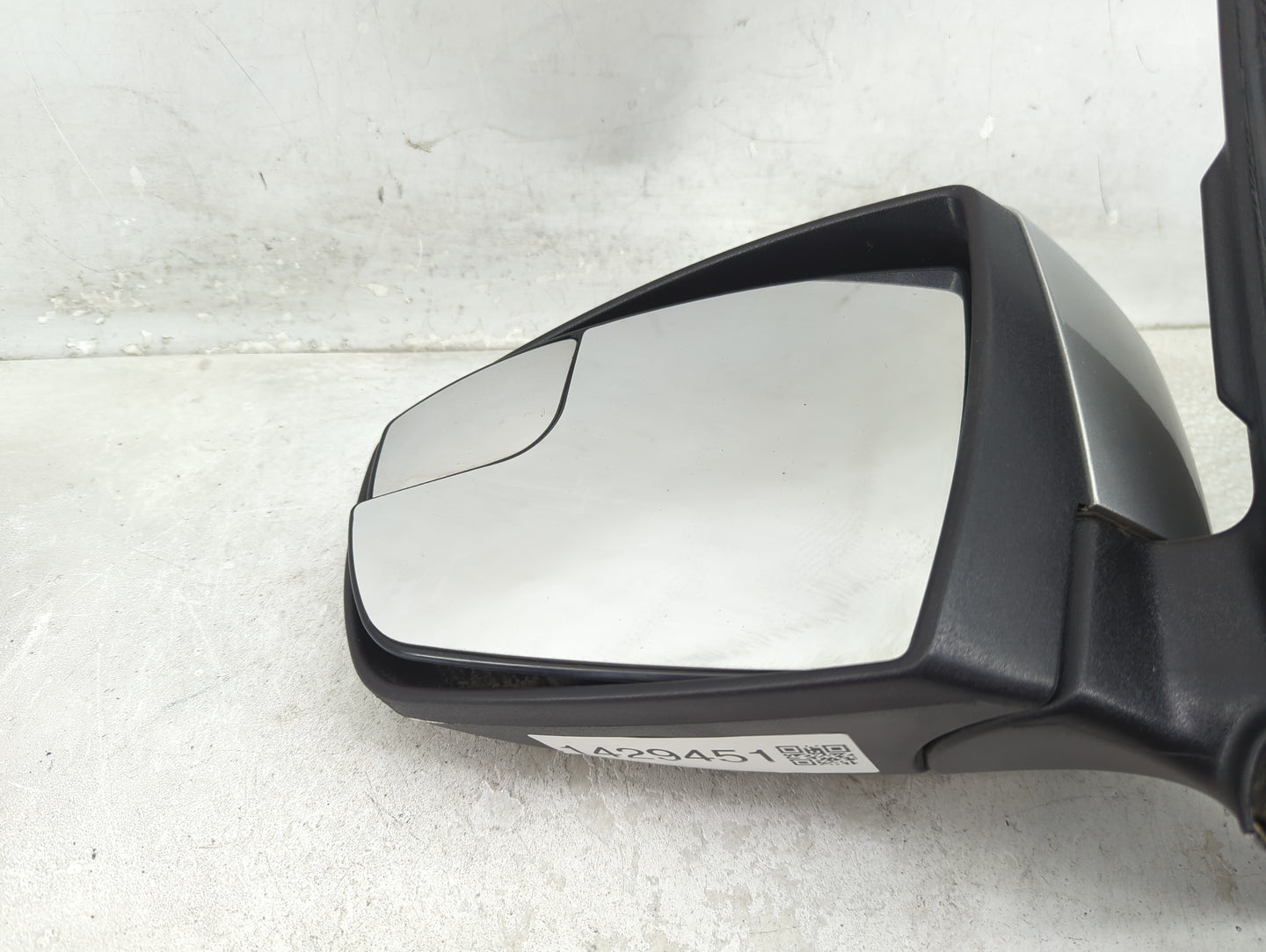 2013-2016 Ford Escape Driver Side View Mirror - Left Door Mirror OEM Used - Oemusedautoparts1.com