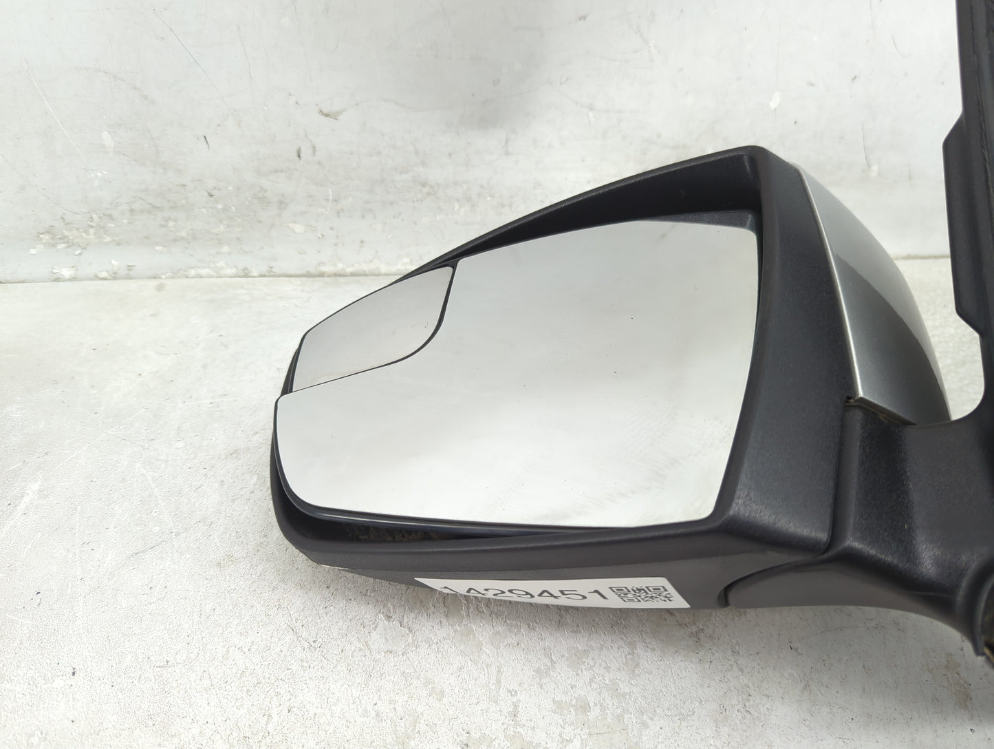 2013-2016 Ford Escape Driver Side View Mirror - Left Door Mirror OEM Used - Oemusedautoparts1.com