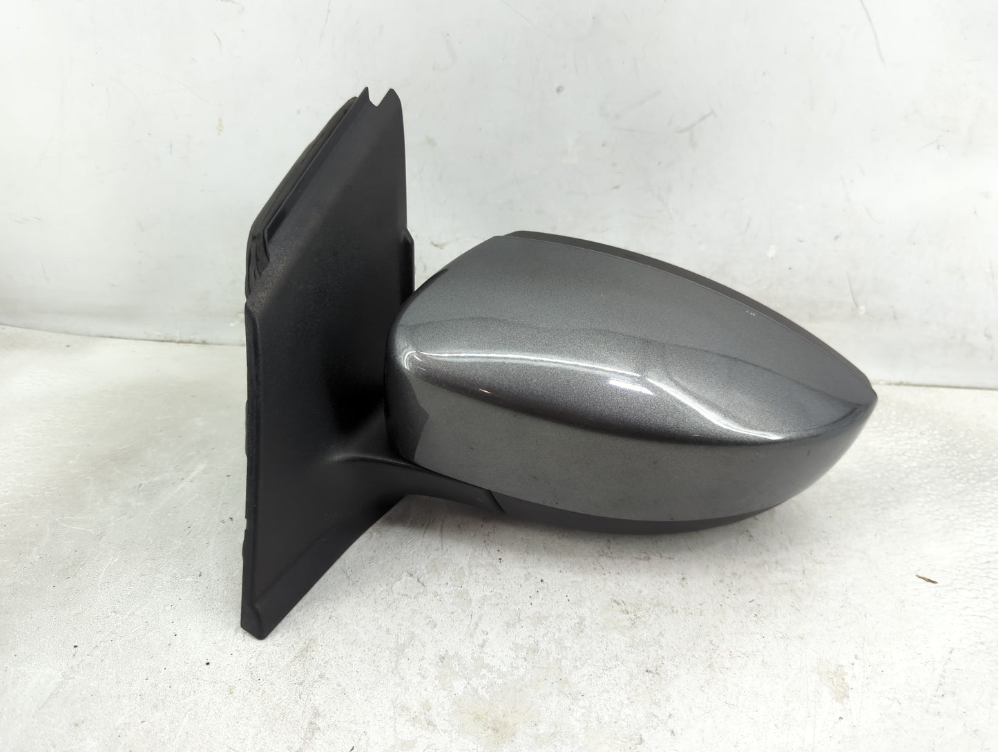 2013-2016 Ford Escape Driver Side View Mirror - Left Door Mirror OEM Used - Oemusedautoparts1.com