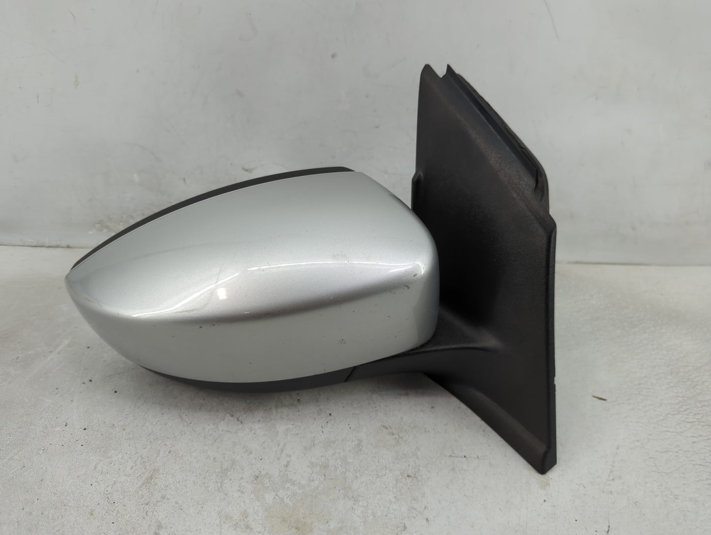 2013-2016 Ford Escape Passenger Side View Mirror - Right Door Mirror OEM Used - Oemusedautoparts1.com
