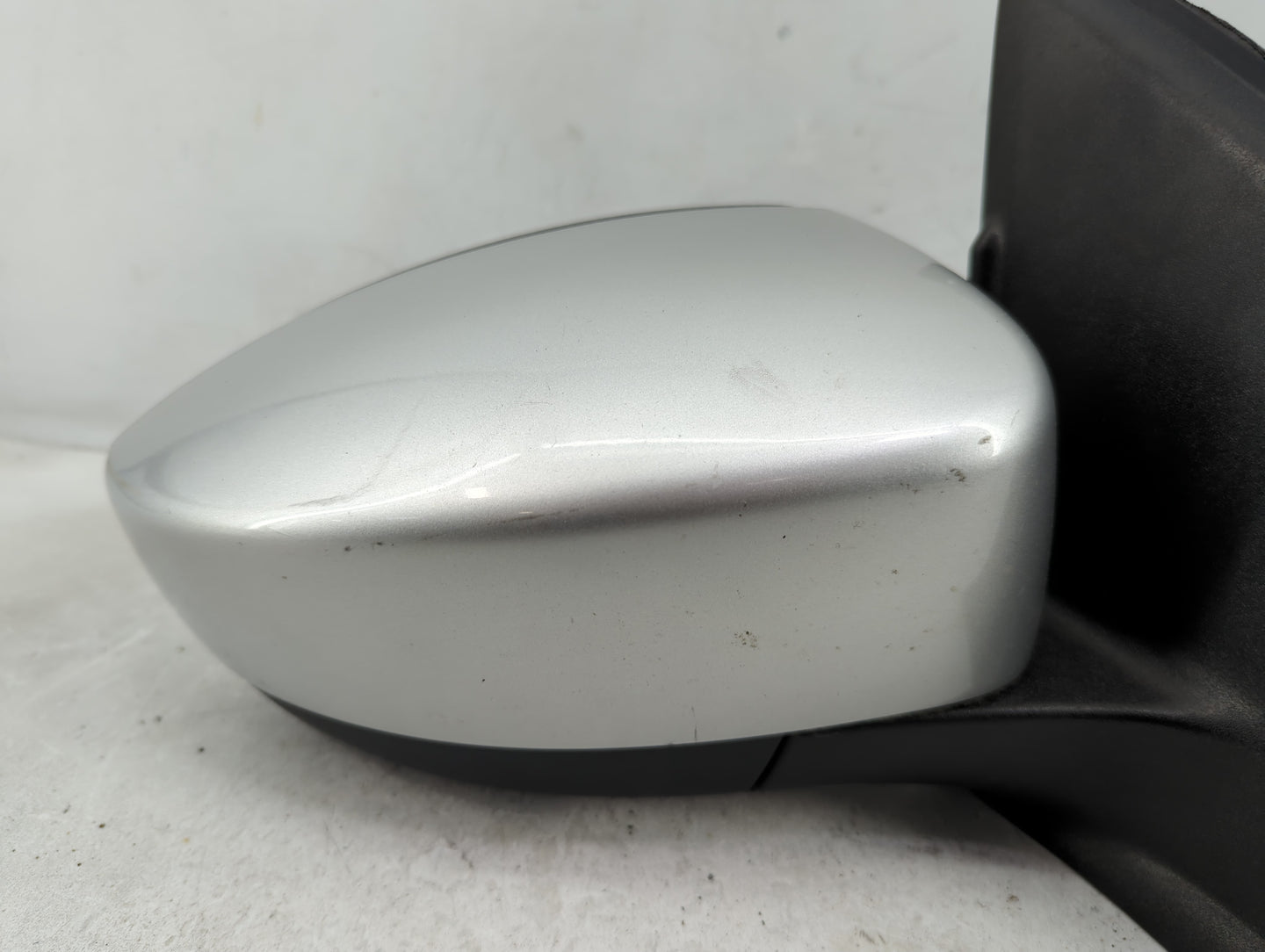 2013-2016 Ford Escape Passenger Side View Mirror - Right Door Mirror OEM Used - Oemusedautoparts1.com