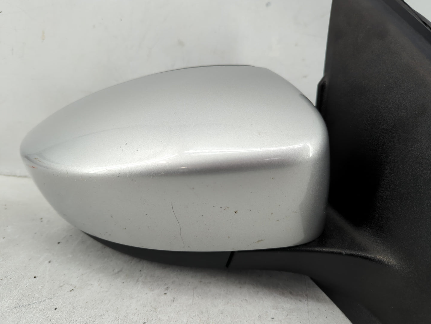 2013-2016 Ford Escape Passenger Side View Mirror - Right Door Mirror OEM Used - Oemusedautoparts1.com