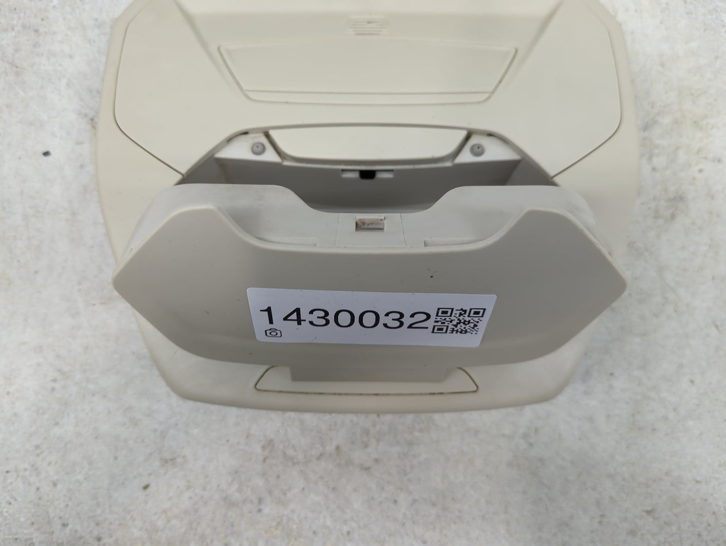 2014 Ford Escape Overhead Console W/rear Climate Control Tan - Oemusedautoparts1.com