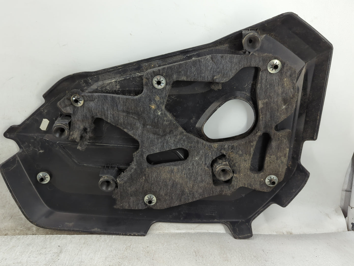 2014 Ford Escape Engine Cover 1430153 - Oemusedautoparts1.com