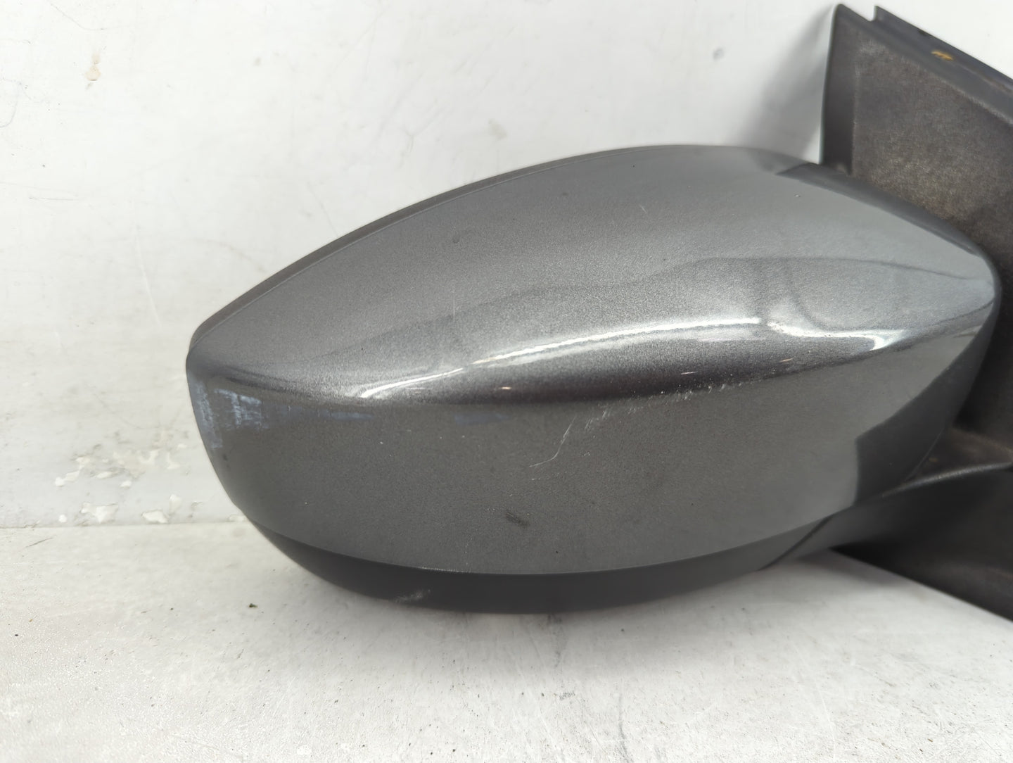 2013-2016 Ford Escape Passenger Side View Mirror - Right Door Mirror OEM Used - Oemusedautoparts1.com