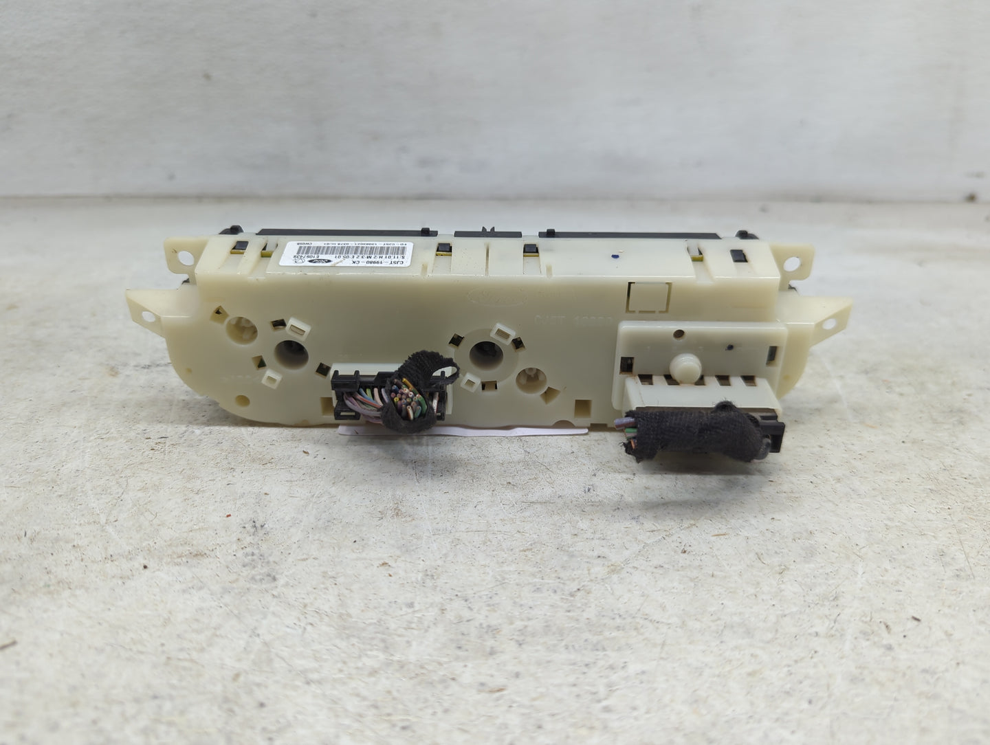 2013-2016 Ford Escape Climate Control Module Temperature AC/Heater Replacement P/N:CJ5T-19980-CK Fits Fits 2013 2014 2015 20