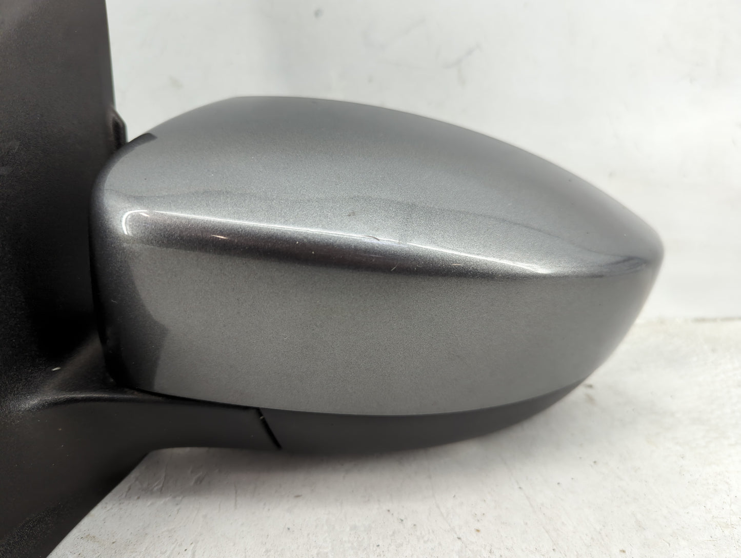 2013-2016 Ford Escape Driver Side View Mirror - Left Door Mirror OEM Used - Oemusedautoparts1.com