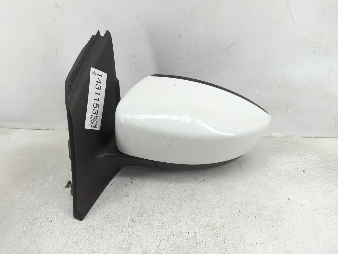 2013-2016 Ford Escape Driver Side View Mirror - Left Door Mirror OEM Used - Oemusedautoparts1.com