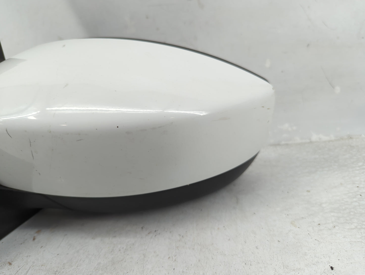2013-2016 Ford Escape Driver Side View Mirror - Left Door Mirror OEM Used - Oemusedautoparts1.com
