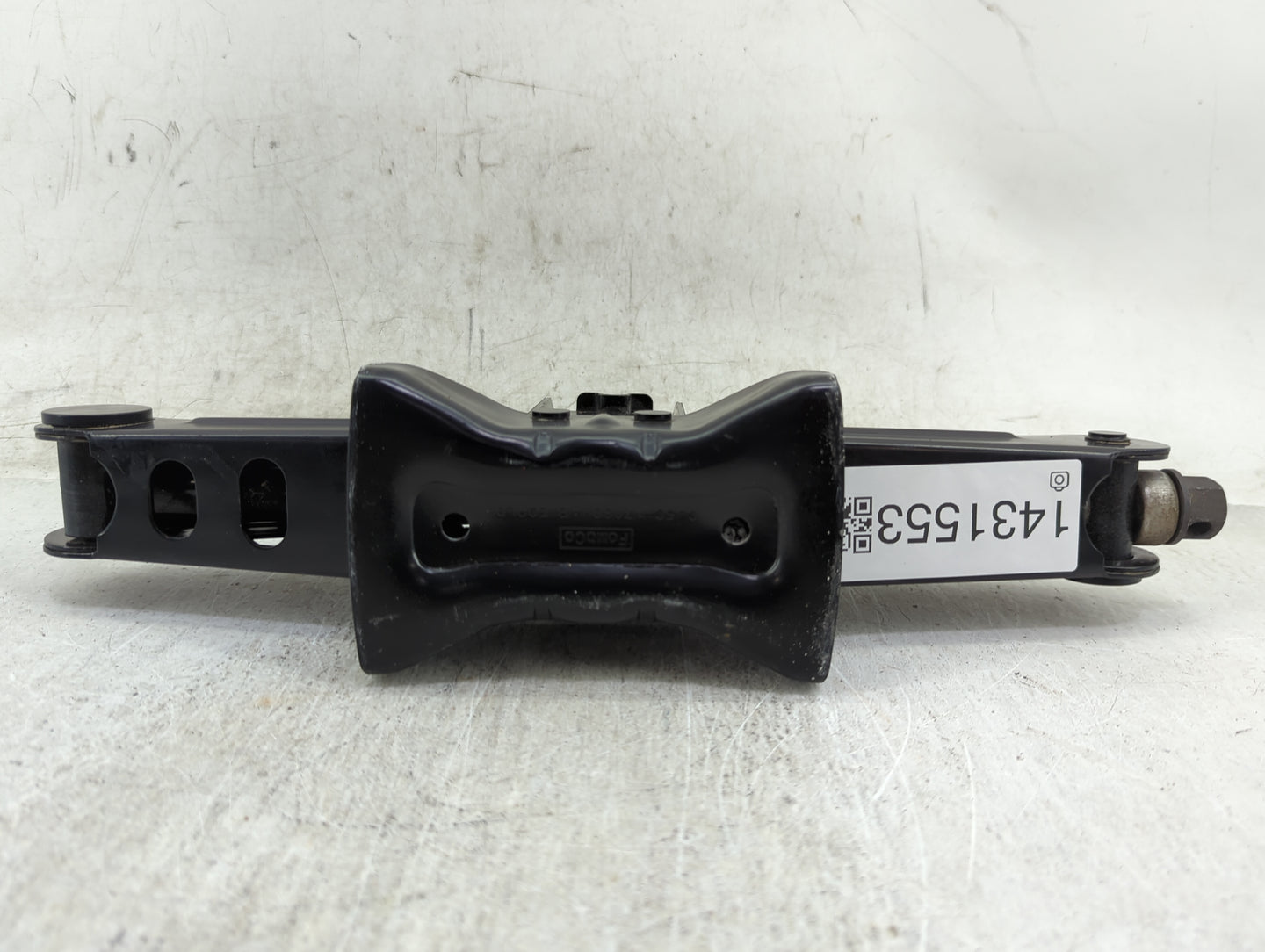 2014 Ford Escape Spare Scissor Car Jack 1431553 - Oemusedautoparts1.com