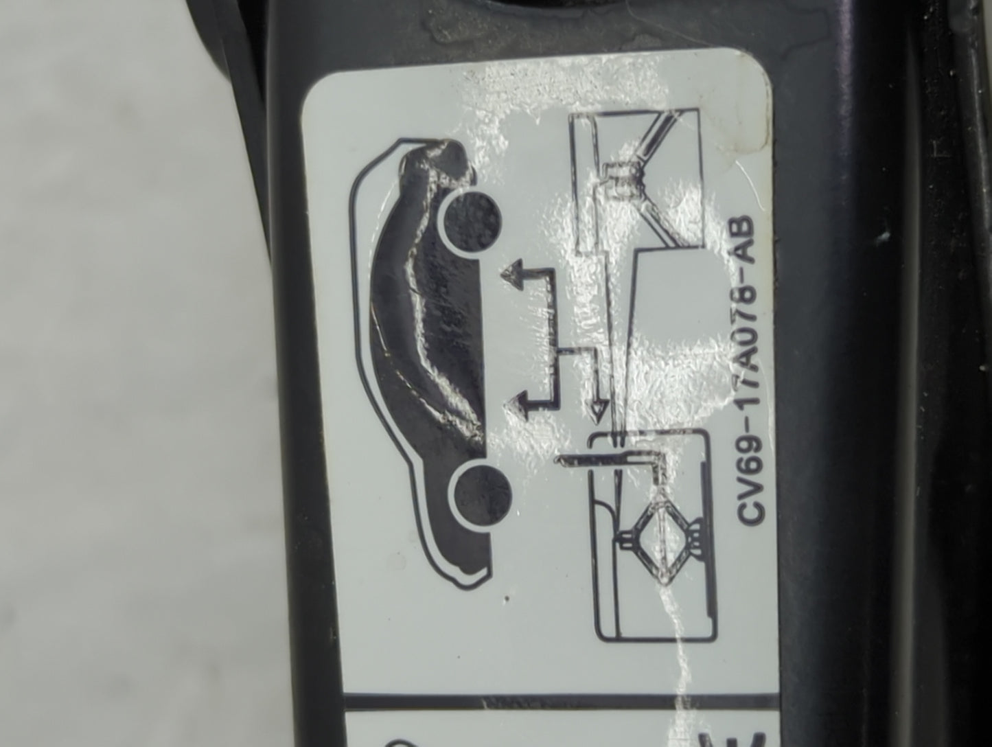 2014 Ford Escape Spare Scissor Car Jack 1431553 - Oemusedautoparts1.com