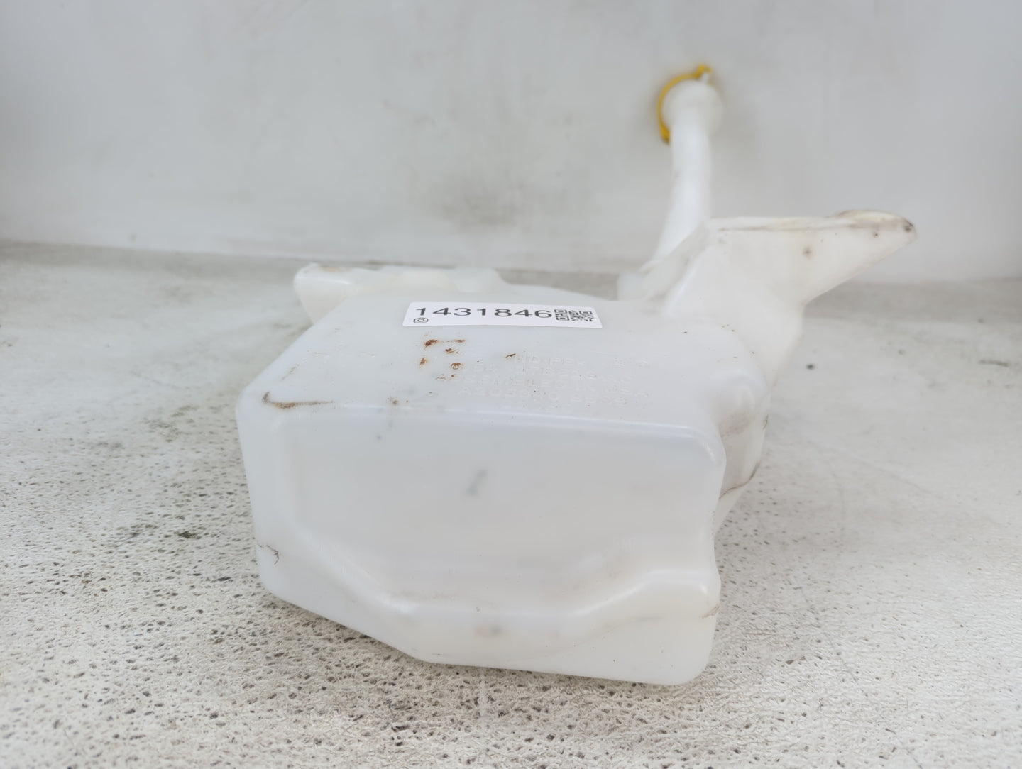 2013-2014 Ford Escape Windshield Washer Fluid Reservoir Bottle Oem - Oemusedautoparts1.com