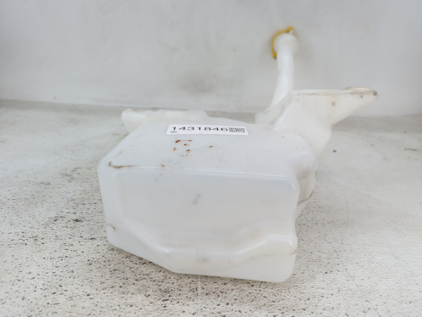 2013-2014 Ford Escape Windshield Washer Fluid Reservoir Bottle Oem - Oemusedautoparts1.com