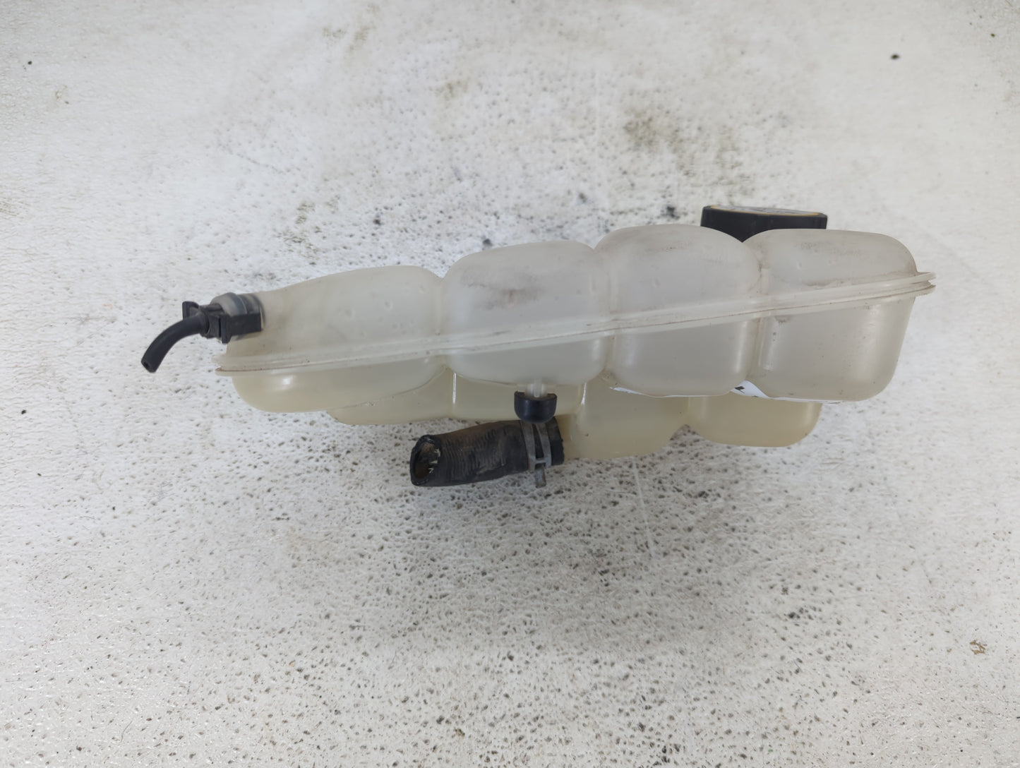 2013-2016 Ford Escape Radiator Coolant Overflow Expansion Tank Bottle 1431956 - Oemusedautoparts1.com