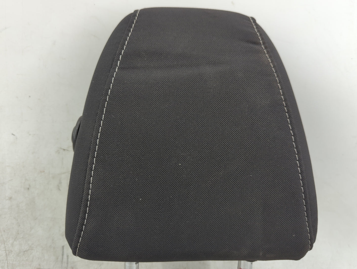 2013-2015 Ford Escape Headrest Head Rest Front Driver Seat Black - Oemusedautoparts1.com