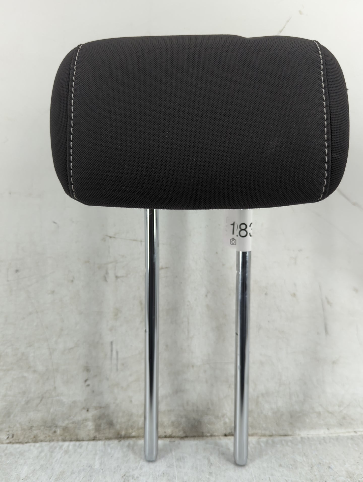 2013-2015 Ford Escape Headrest Head Rest Front Driver Seat Black - Oemusedautoparts1.com