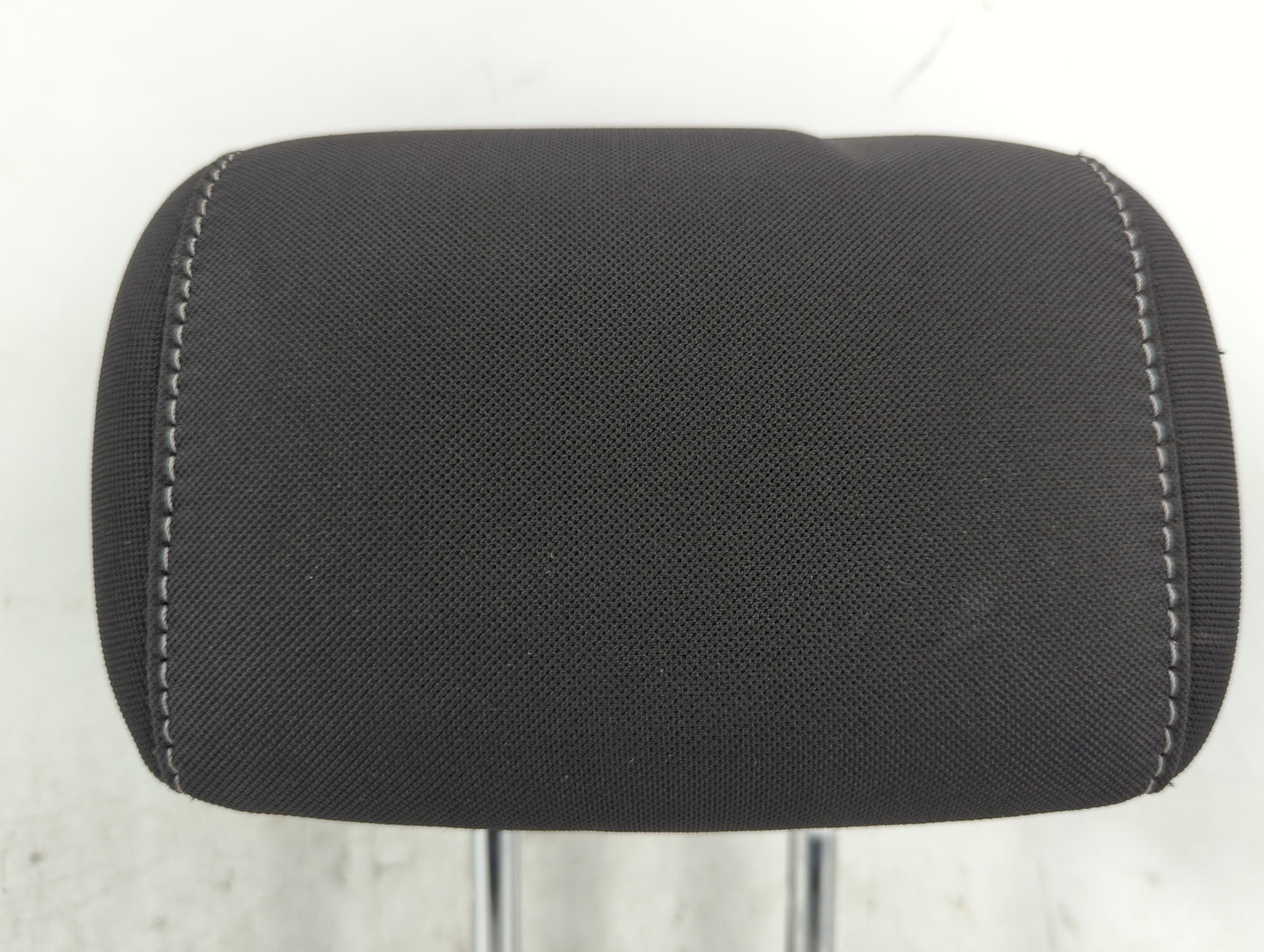 2013-2015 Ford Escape Headrest Head Rest Front Driver Seat Black - Oemusedautoparts1.com