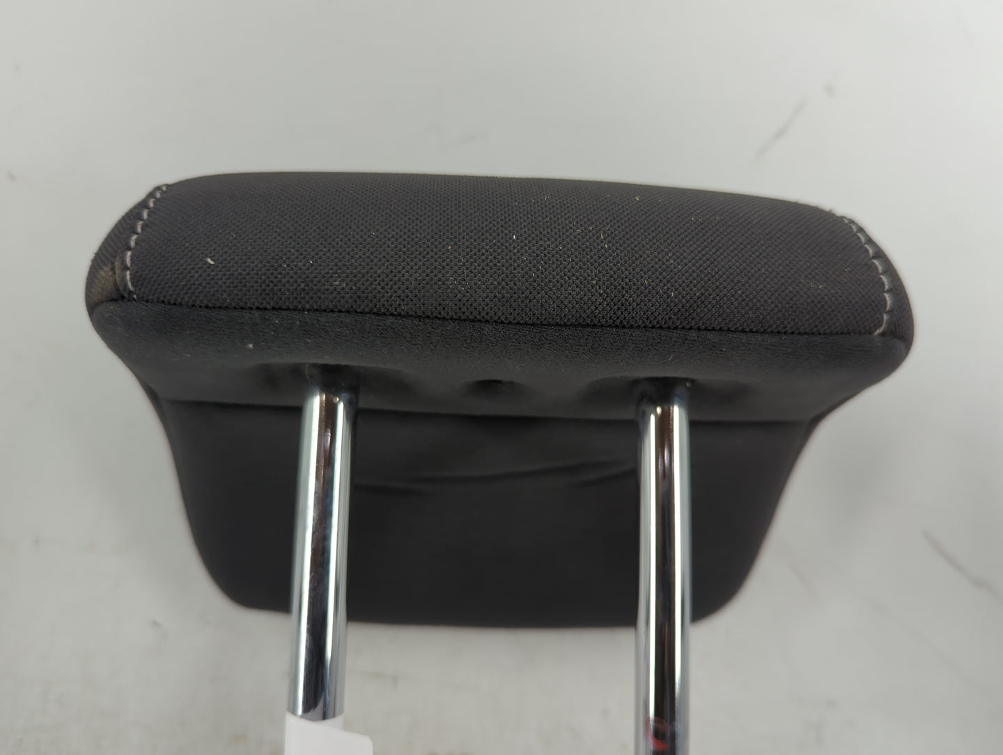 2013-2015 Ford Escape Headrest Head Rest Front Driver Seat Black - Oemusedautoparts1.com