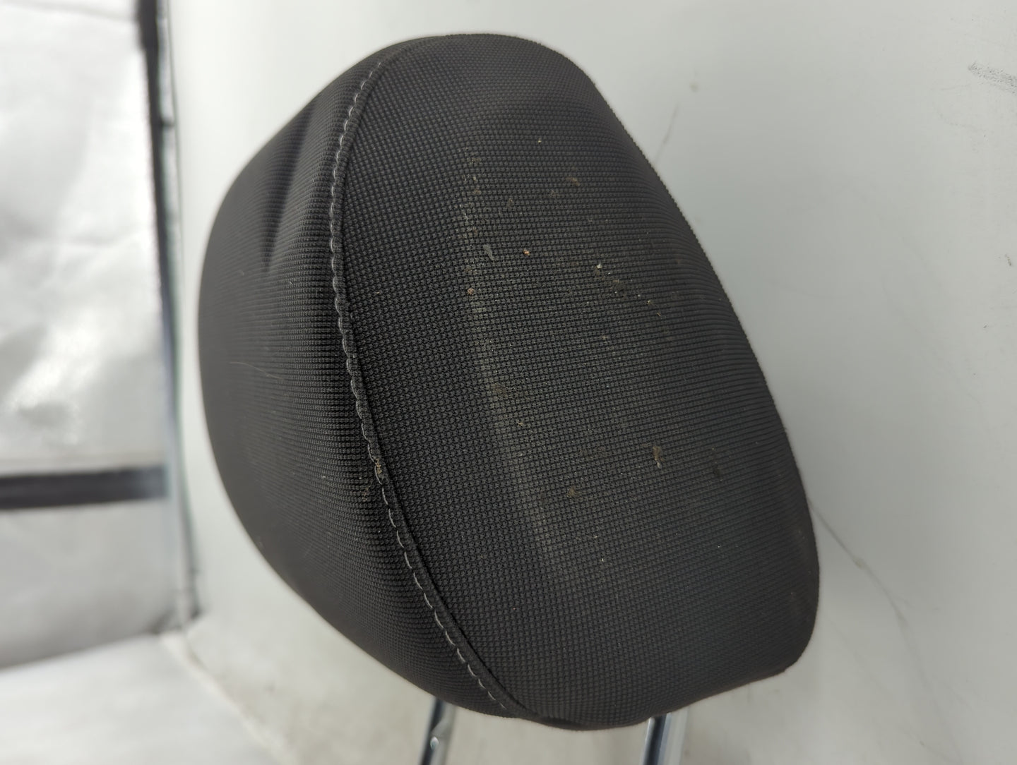 2013-2015 Ford Escape Headrest Head Rest Front Driver Seat Black - Oemusedautoparts1.com