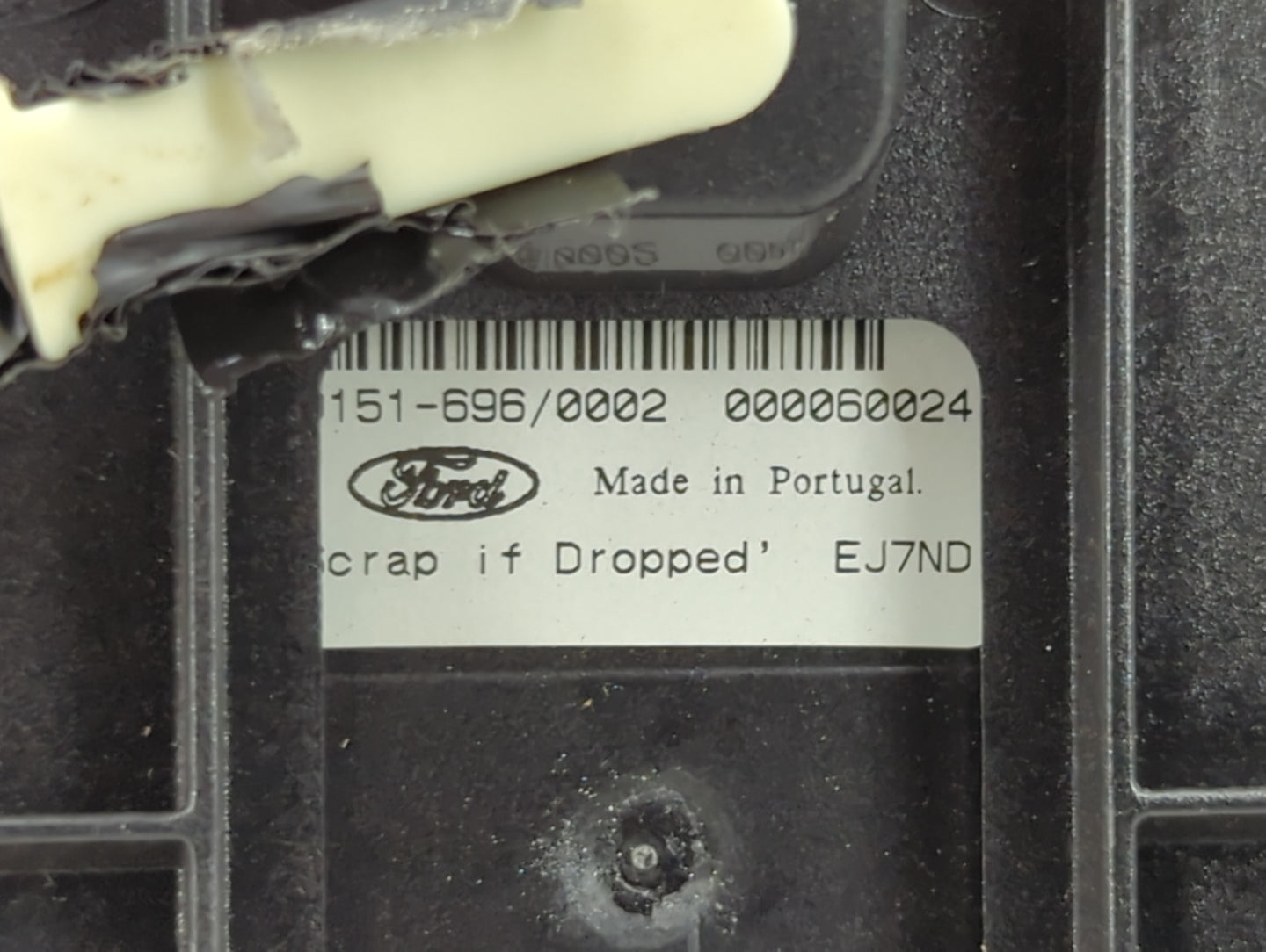 2013-2016 Ford Escape Radio Control Panel Black - Oemusedautoparts1.com