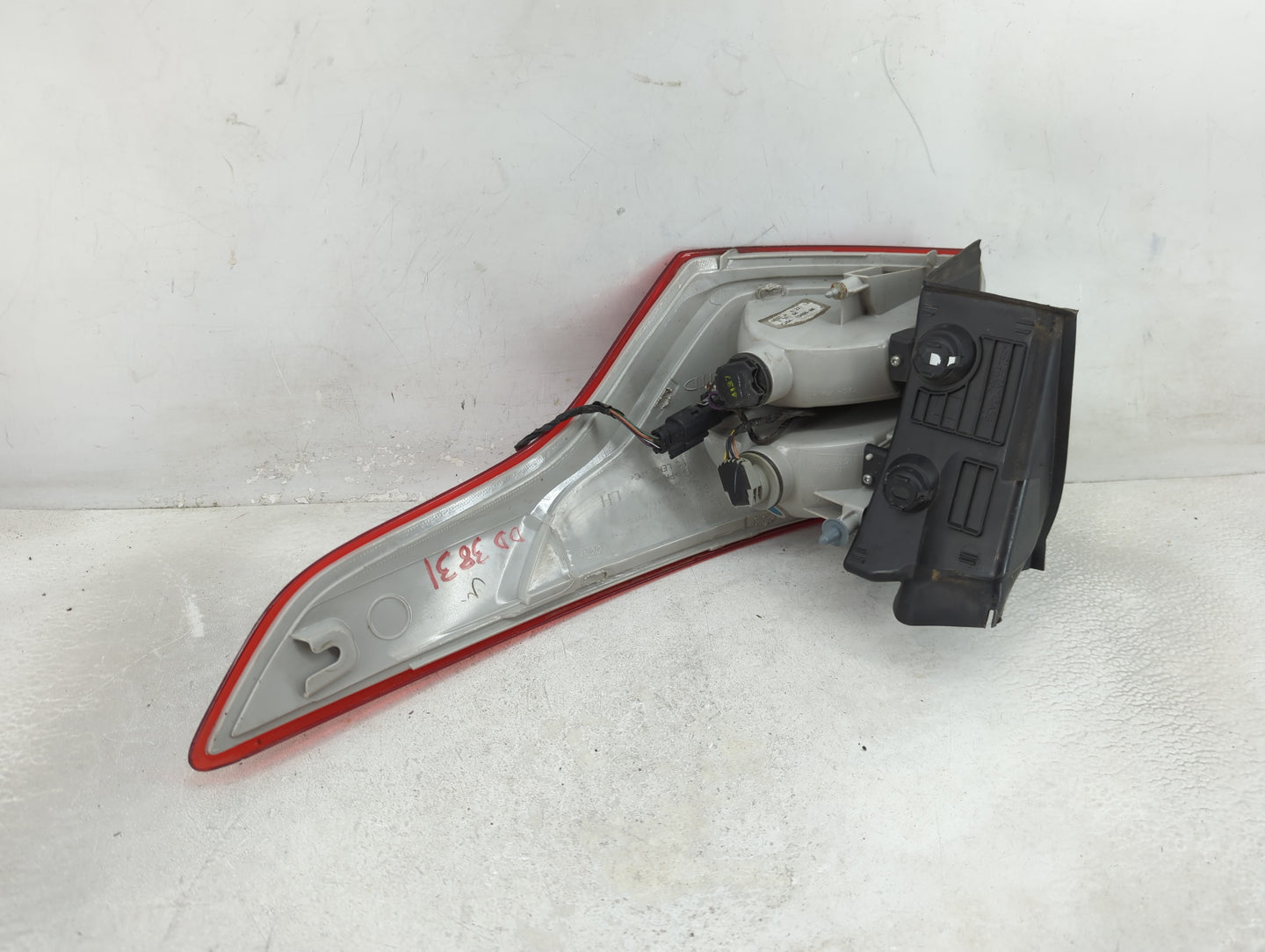 2013-2016 Ford Escape Tail Light Assembly Driver Left OEM Fits Fits 2013 2014 2015 2016 OEM Used Auto Parts - Oemusedautopar