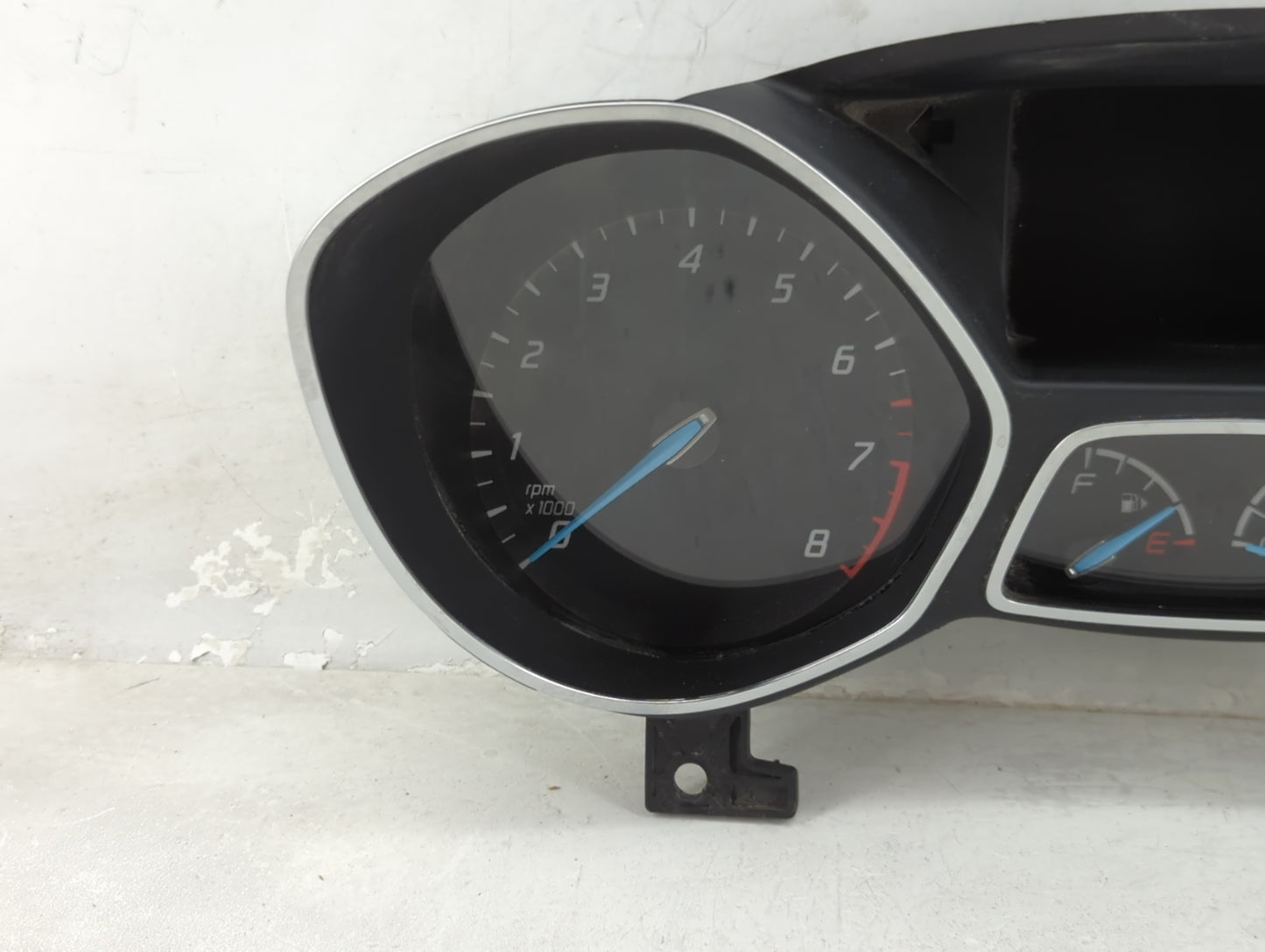2013-2014 Ford Escape Instrument Cluster Speedometer Gauges P/N:VPCL8F-10894-B Fits Fits 2013 2014 OEM Used Auto Parts - Oem