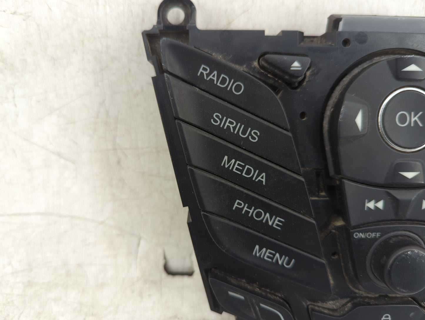 2013-2016 Ford Escape Radio Control Panel - Oemusedautoparts1.com