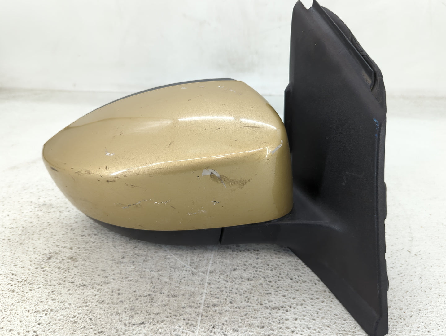 2013-2016 Ford Escape Passenger Side View Mirror - Right Door Mirror OEM Used - Oemusedautoparts1.com