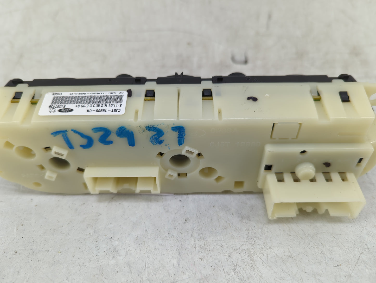 2013-2016 Ford Escape Climate Control Module Temperature AC/Heater Replacement P/N:CJ5T-19980-CK Fits Fits 2013 2014 2015 20