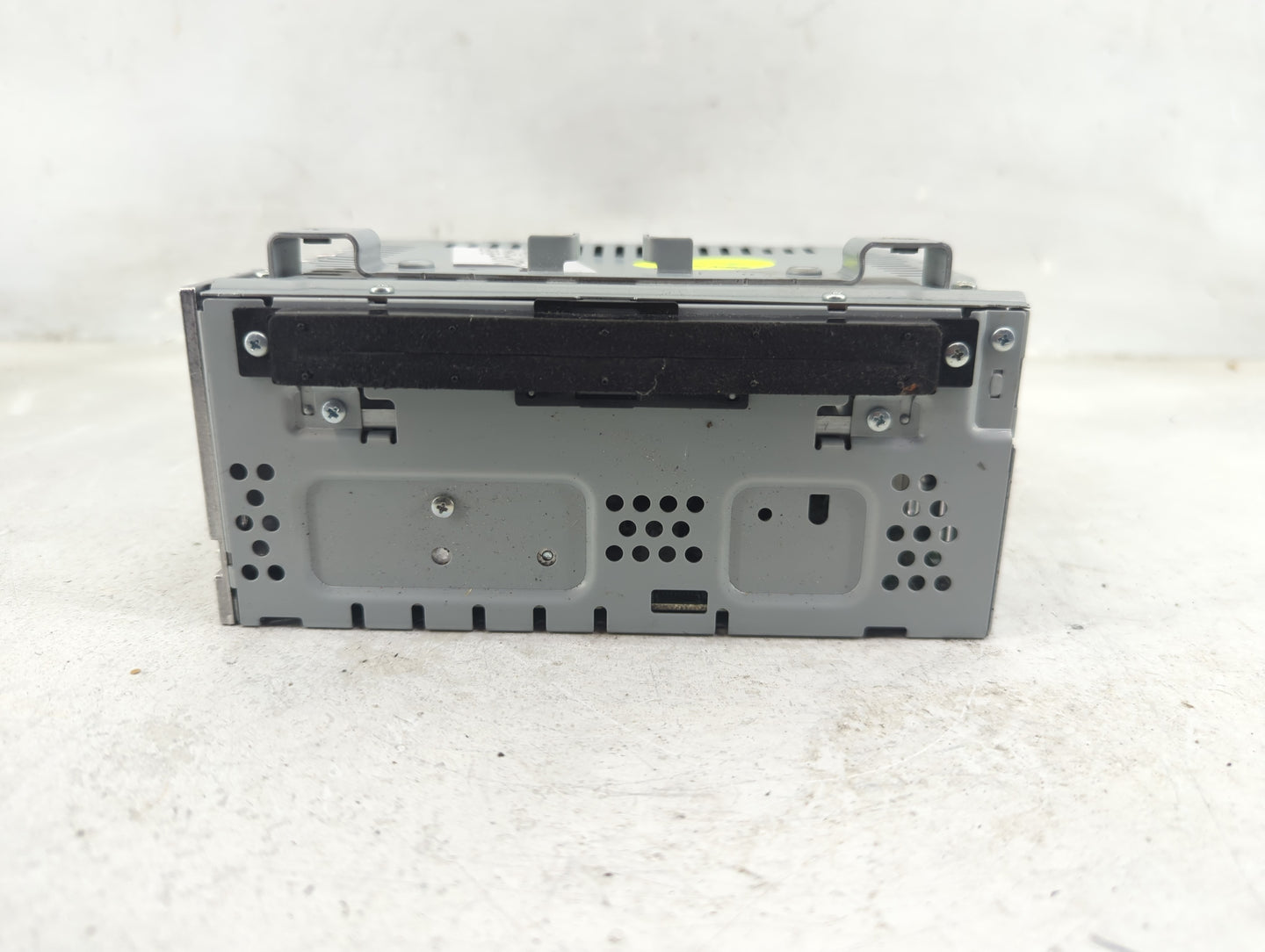 2013-2015 Ford Escape Radio AM FM Cd Player Receiver Replacement Fits Fits 2013 2014 2015 OEM Used Auto Parts - Oemusedautop