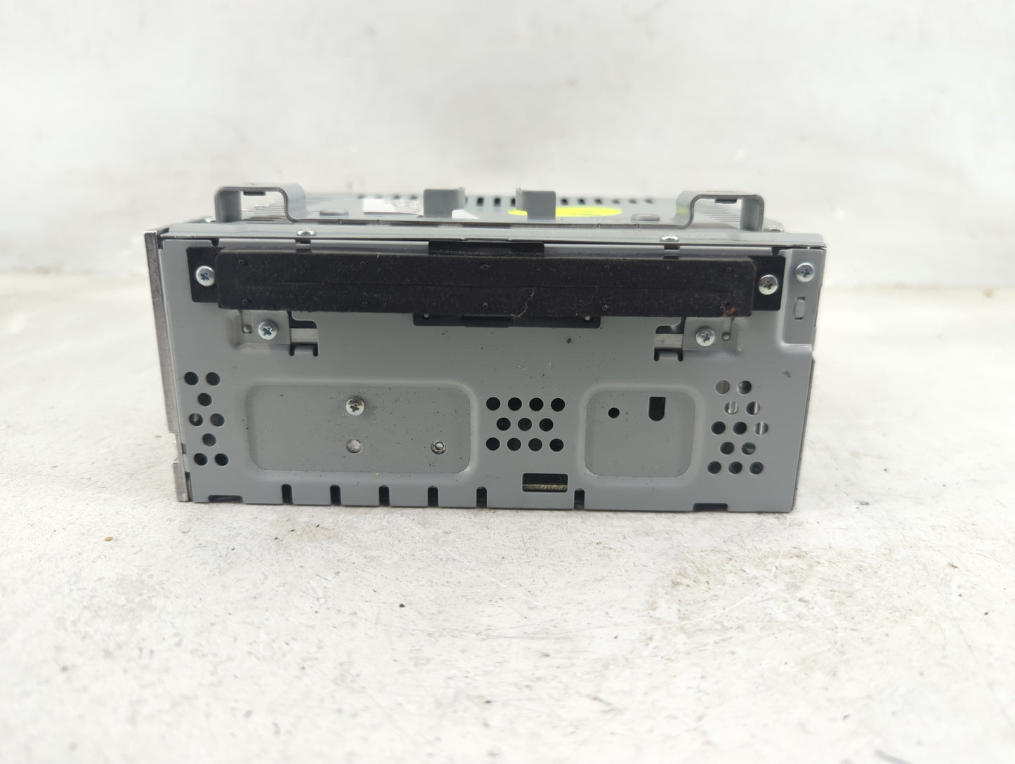 2013-2015 Ford Escape Radio AM FM Cd Player Receiver Replacement Fits Fits 2013 2014 2015 OEM Used Auto Parts - Oemusedautop