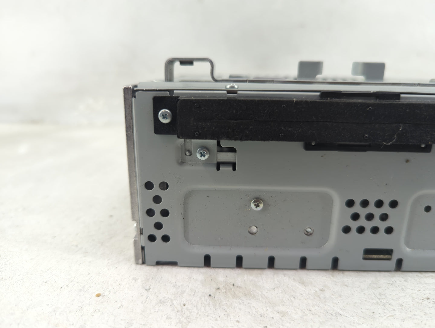 2013-2015 Ford Escape Radio AM FM Cd Player Receiver Replacement Fits Fits 2013 2014 2015 OEM Used Auto Parts - Oemusedautop