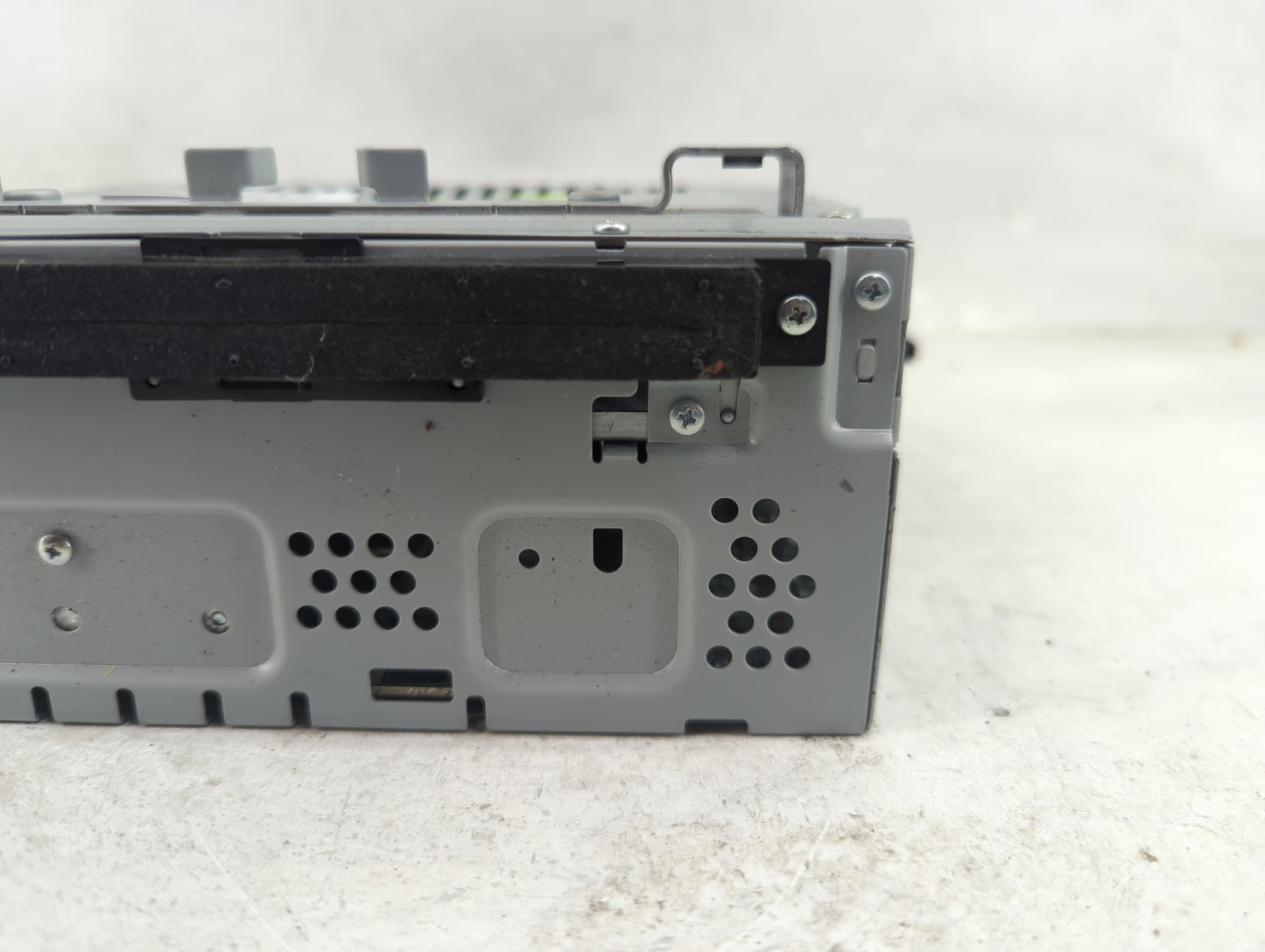 2013-2015 Ford Escape Radio AM FM Cd Player Receiver Replacement Fits Fits 2013 2014 2015 OEM Used Auto Parts - Oemusedautop