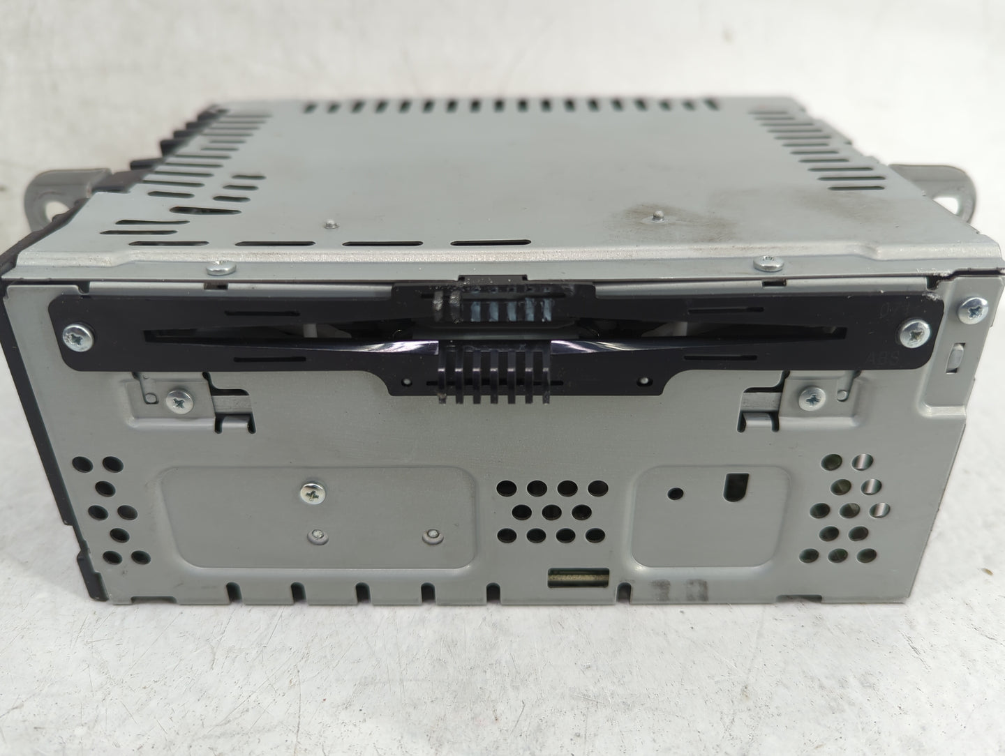 2013-2015 Ford Escape Radio AM FM Cd Player Receiver Replacement P/N:CJ5T-19C107-DH Fits Fits 2013 2014 2015 OEM Used Auto P