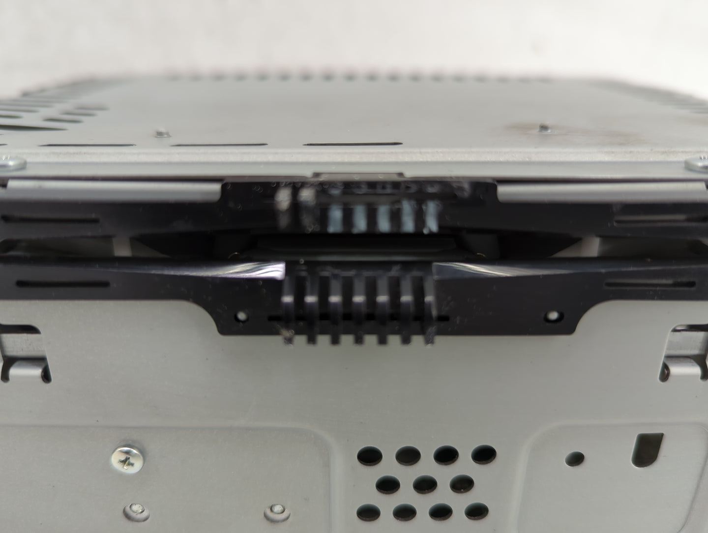 2013-2015 Ford Escape Radio AM FM Cd Player Receiver Replacement P/N:CJ5T-19C107-DH Fits Fits 2013 2014 2015 OEM Used Auto P