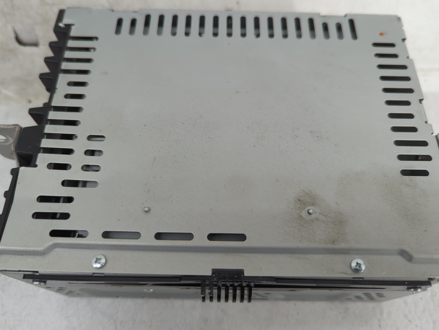 2013-2015 Ford Escape Radio AM FM Cd Player Receiver Replacement P/N:CJ5T-19C107-DH Fits Fits 2013 2014 2015 OEM Used Auto P