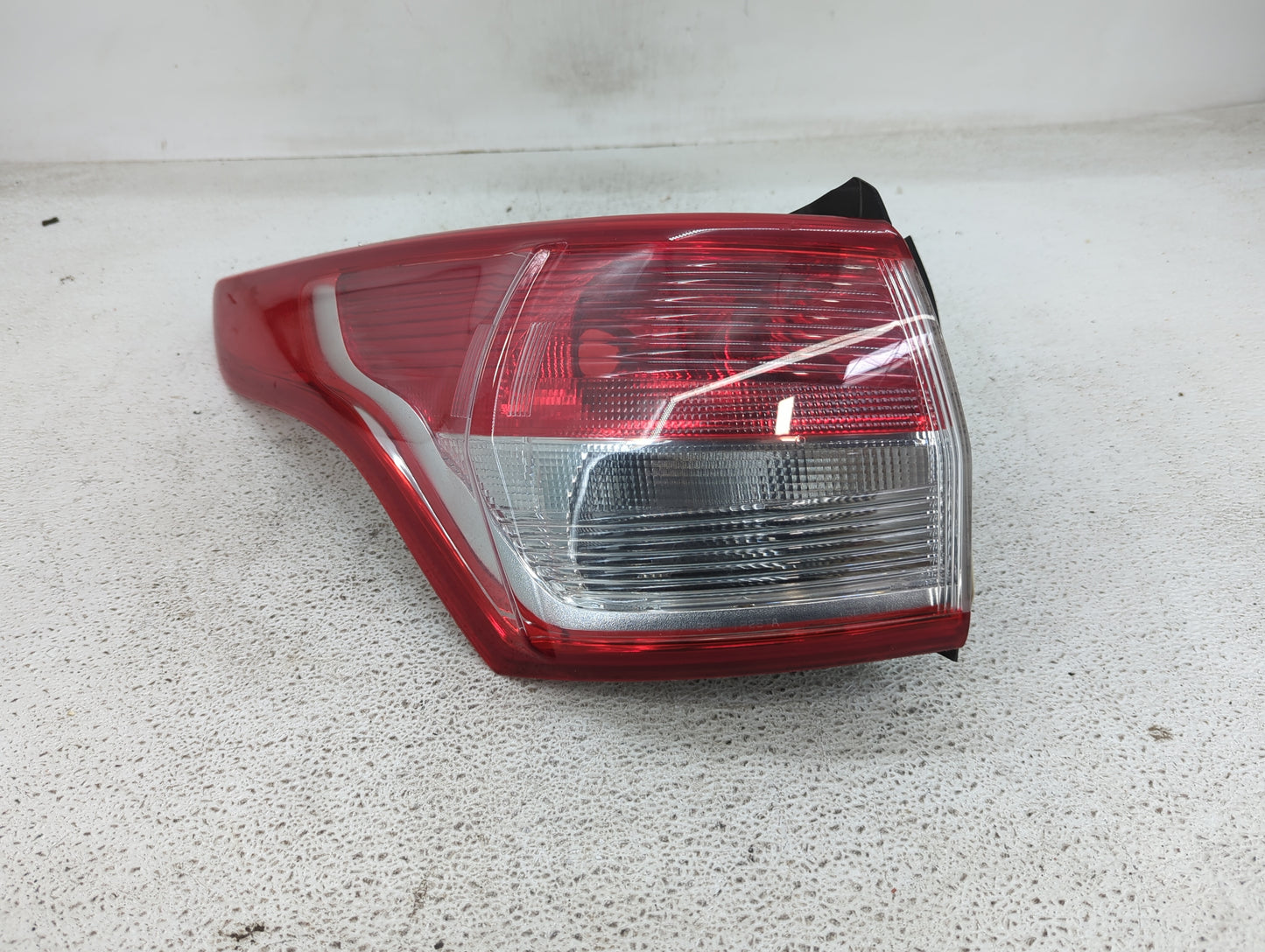 2013-2016 Ford Escape Tail Light Assembly Driver Left OEM Fits Fits 2013 2014 2015 2016 OEM Used Auto Parts - Oemusedautopar