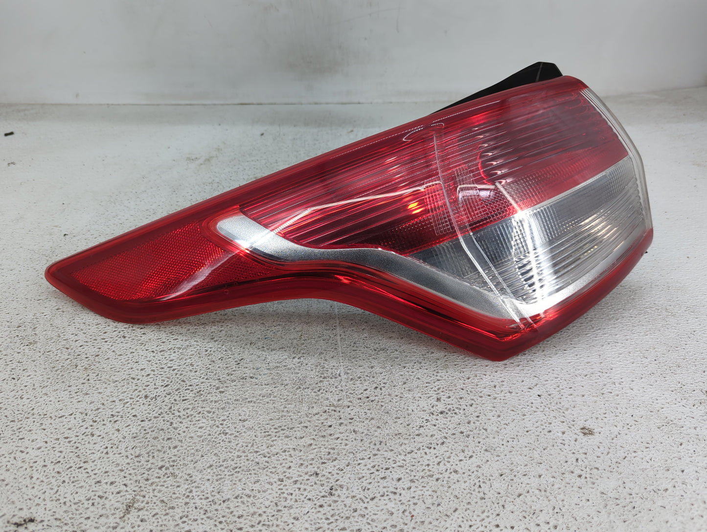 2013-2016 Ford Escape Tail Light Assembly Driver Left OEM Fits Fits 2013 2014 2015 2016 OEM Used Auto Parts - Oemusedautopar
