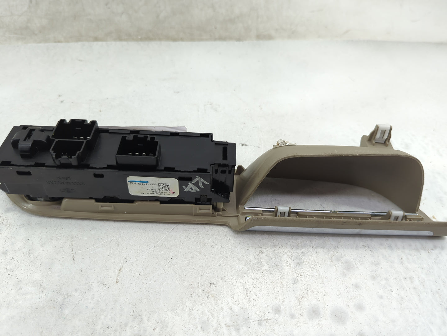 2013-2019 Ford Escape Master Power Window Switch Replacement Driver Side Left P/N:BM5T-14A132-AA Fits OEM Used Auto Parts - 