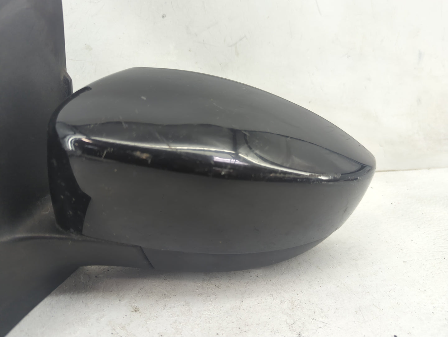 2013-2016 Ford Escape Driver Side View Mirror - Left Door Mirror OEM Used - Oemusedautoparts1.com
